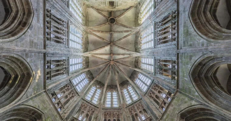 Descubre la maravilla arquitectónica del Monte Saint Michel en Inglaterra
